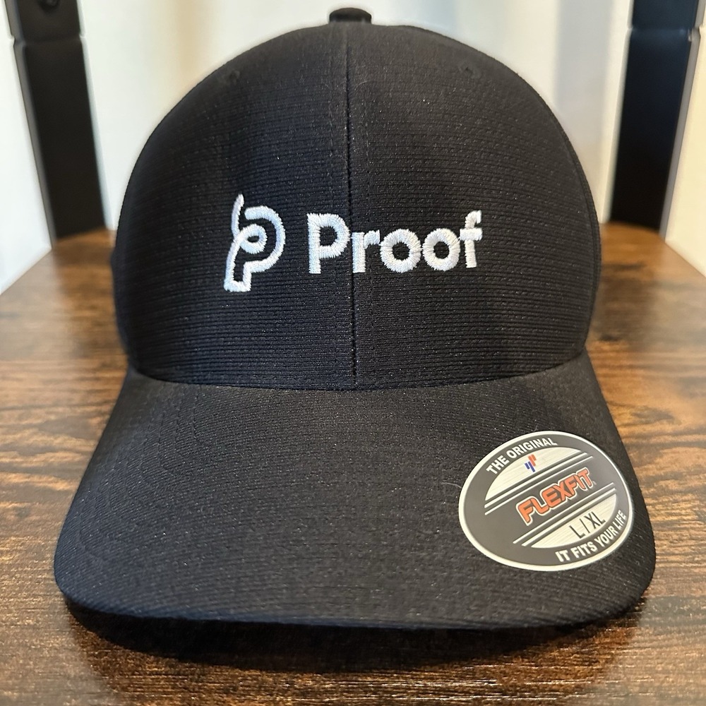 TRAVIS MATHEW Size L-XL‎ Black Original Flexfit Golf Hat Rad Flexback Cap